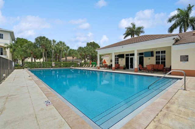 148 SW 7th Court, Pompano Beach, FL 33060