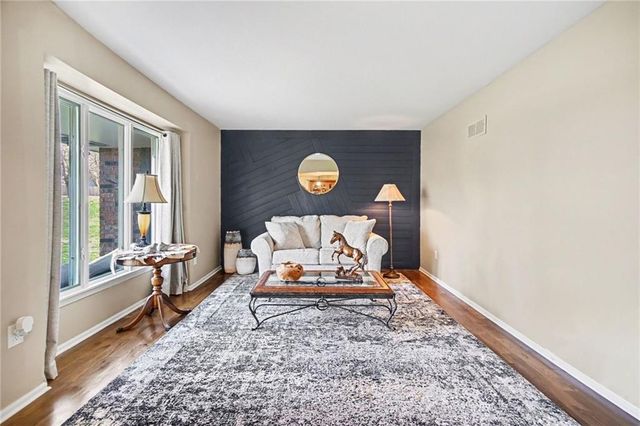 400 Appaloosa Drive, Raymore, MO 64083