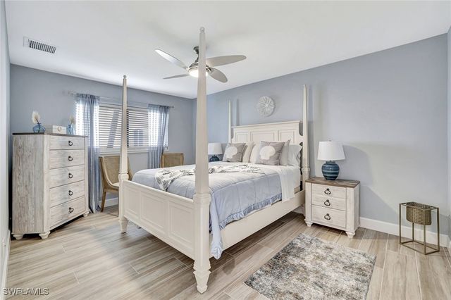 236 Lagoon AVE, Naples, FL 34108