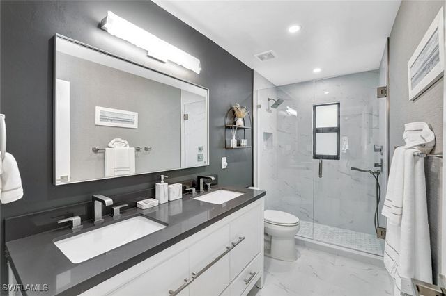 236 Lagoon AVE, Naples, FL 34108