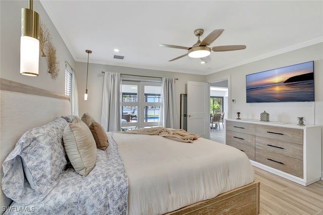 236 Lagoon AVE, Naples, FL 34108