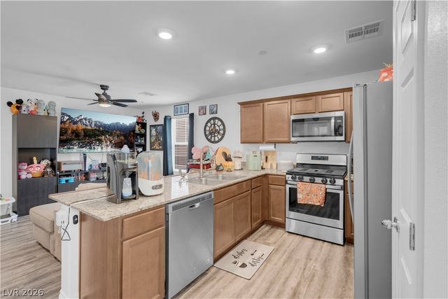 4536 Woolcomber Street, Las Vegas, NV 89115