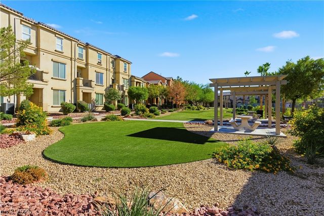 4536 Woolcomber Street, Las Vegas, NV 89115