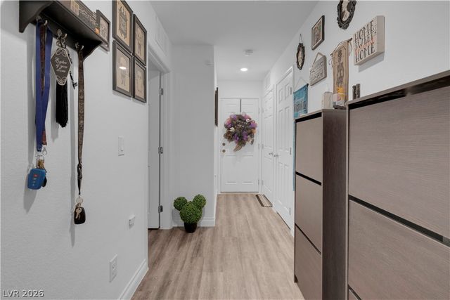 4536 Woolcomber Street, Las Vegas, NV 89115