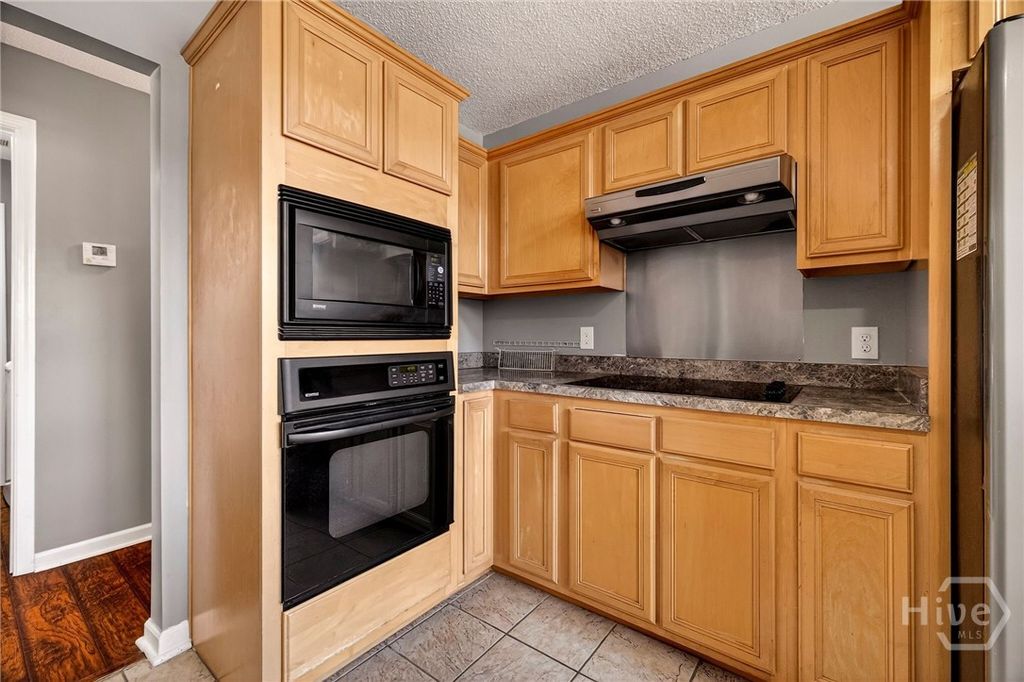 Image 12 of property listing at 126 Hopeland Drive, Savannah, GA 31419