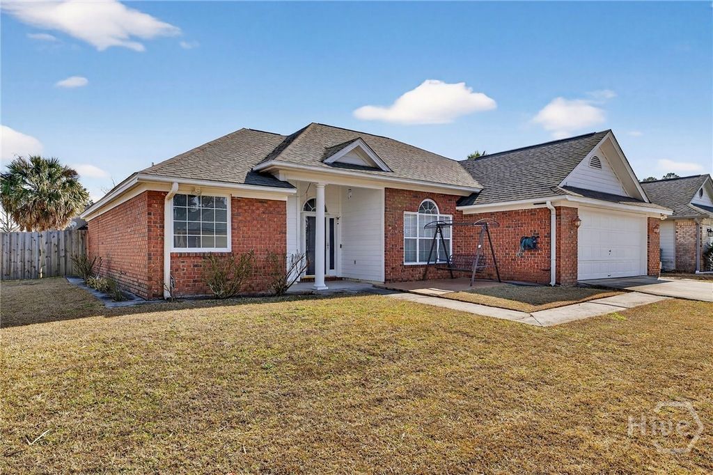 Image 2 of property listing at 126 Hopeland Drive, Savannah, GA 31419