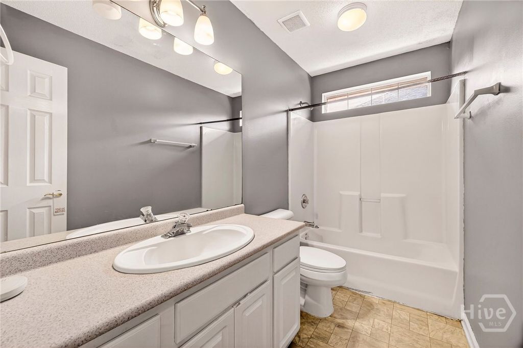 Image 22 of property listing at 126 Hopeland Drive, Savannah, GA 31419