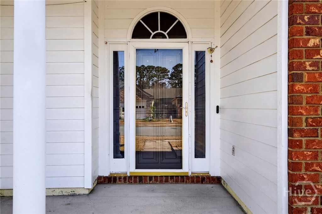 Image 3 of property listing at 126 Hopeland Drive, Savannah, GA 31419