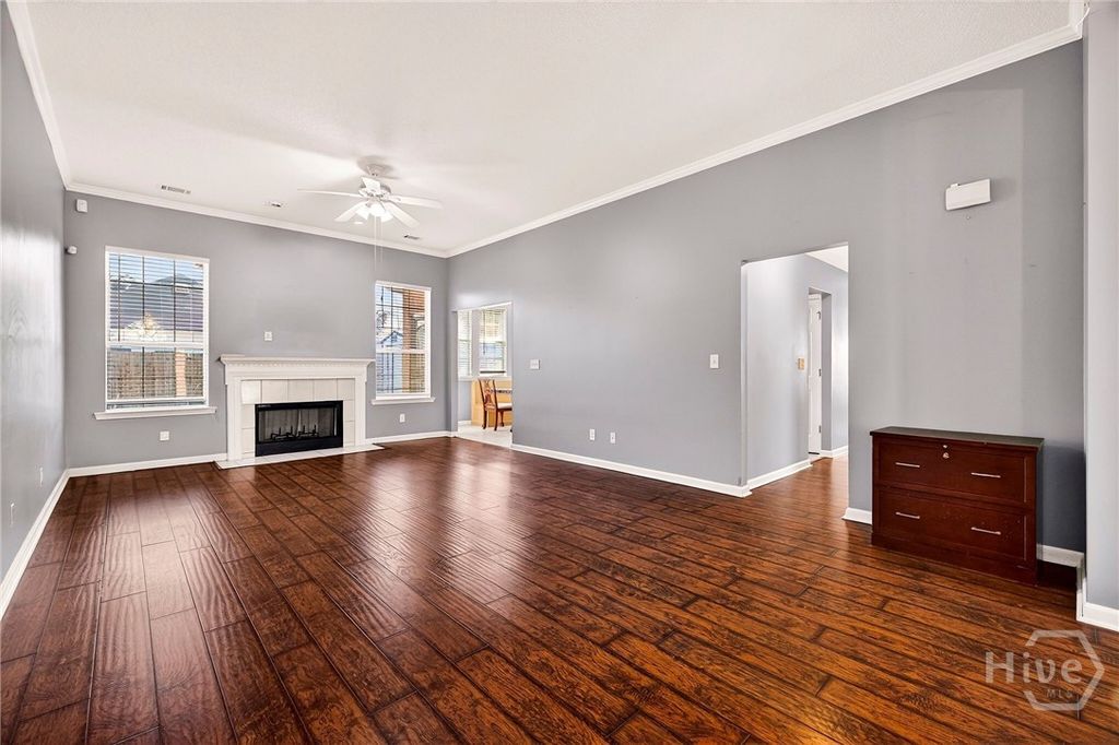 Image 4 of property listing at 126 Hopeland Drive, Savannah, GA 31419