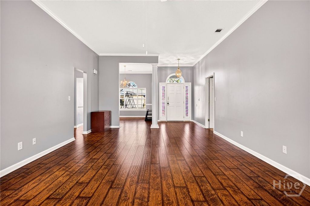 Image 8 of property listing at 126 Hopeland Drive, Savannah, GA 31419