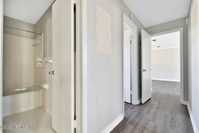 7346 EL BARCO Road 8, Jacksonville, FL 32216