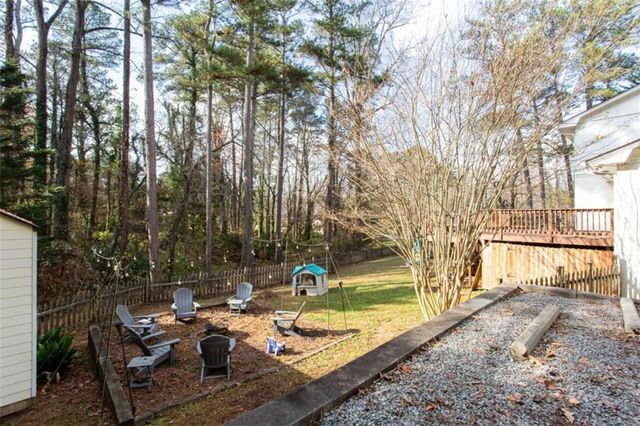 1937 Crescent Drive, Snellville, GA 30078