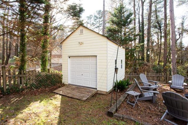 1937 Crescent Drive, Snellville, GA 30078