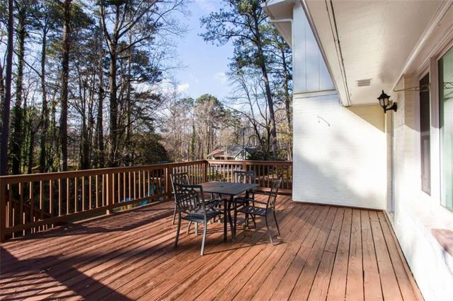 1937 Crescent Drive, Snellville, GA 30078