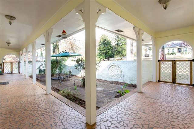 1937 Crescent Drive, Snellville, GA 30078