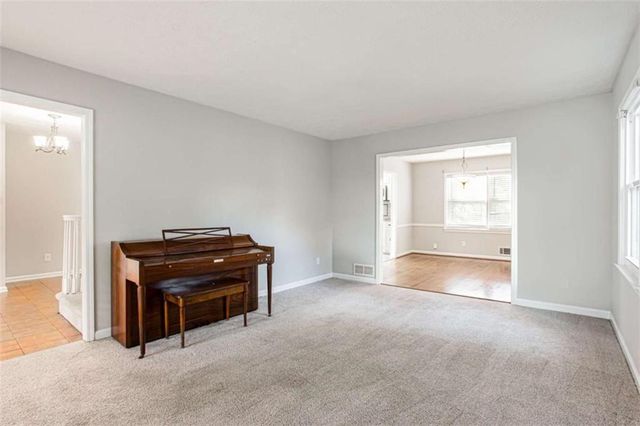 1937 Crescent Drive, Snellville, GA 30078