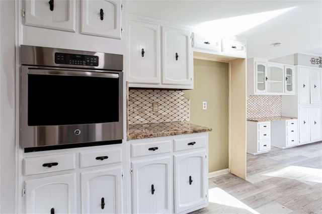 1937 Crescent Drive, Snellville, GA 30078