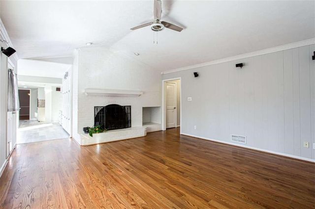 1937 Crescent Drive, Snellville, GA 30078