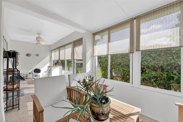 1024 NEW WINSOR LOOP 1024, Sun City Center, FL 33573