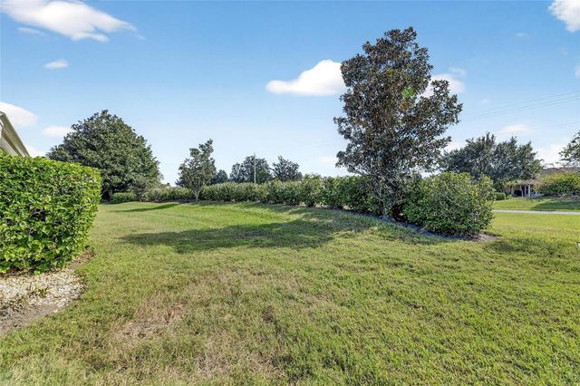 1024 NEW WINSOR LOOP 1024, Sun City Center, FL 33573