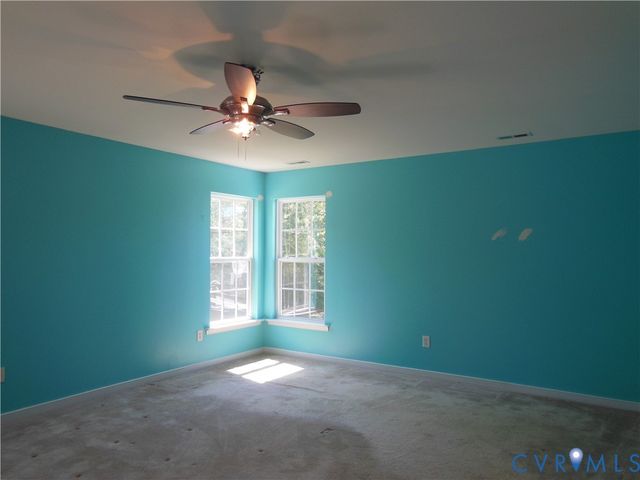 6107 Kings Crest Dr, Chesterfield, VA 23832
