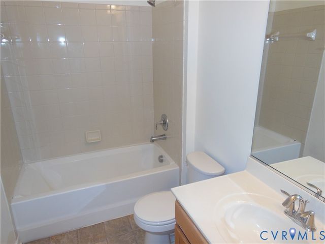 6107 Kings Crest Dr, Chesterfield, VA 23832