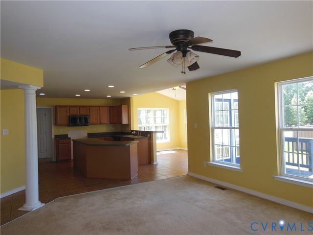 6107 Kings Crest Dr, Chesterfield, VA 23832