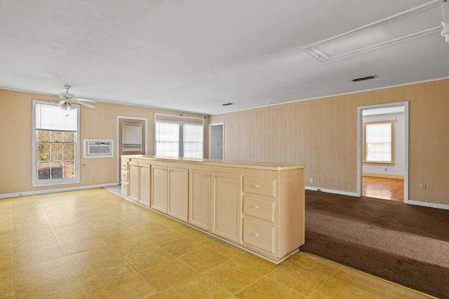 2803 stone rd, Kilgore, TX 75662