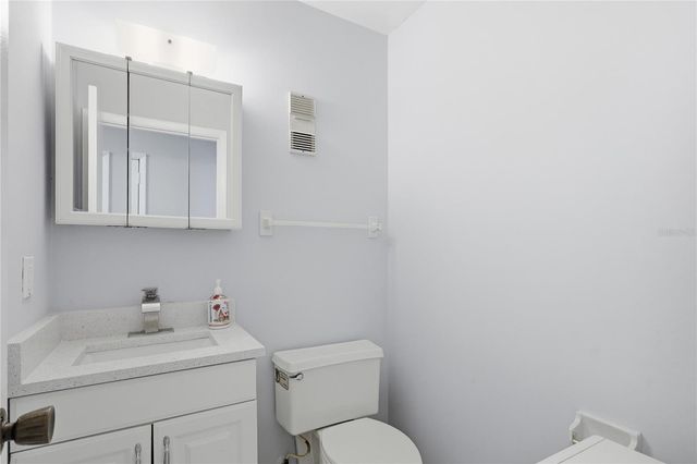 3801 N OAK DRIVE A72, Tampa, FL 33611