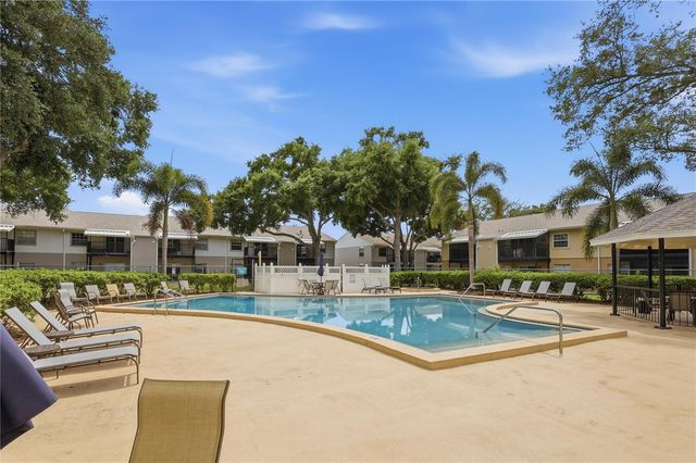 3801 N OAK DRIVE A72, Tampa, FL 33611