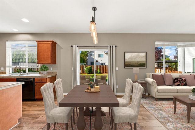 16127 23rd Street E, Lake Tapps, WA 98391