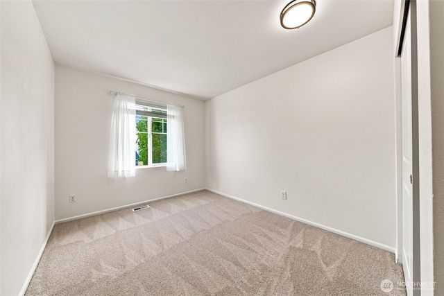 16127 23rd Street E, Lake Tapps, WA 98391