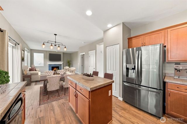16127 23rd Street E, Lake Tapps, WA 98391