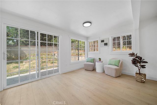 2035 Las Colinas Ave, Los Angeles, CA 90041