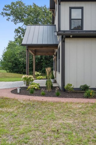 548 E 1400 S, Kouts, IN 46347