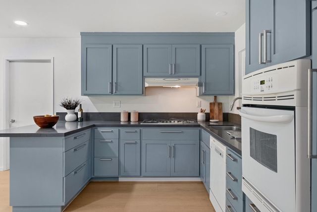 997 Ilima Way, Palo Alto, CA 94306