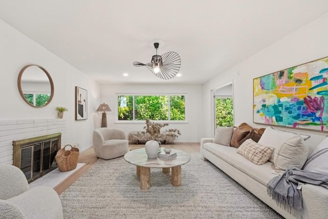 997 Ilima Way, Palo Alto, CA 94306