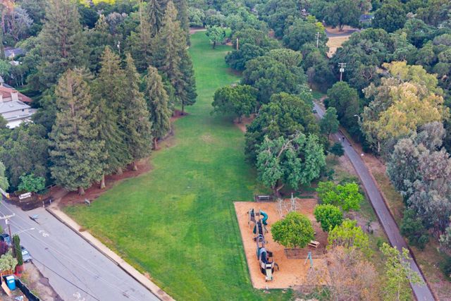 997 Ilima Way, Palo Alto, CA 94306