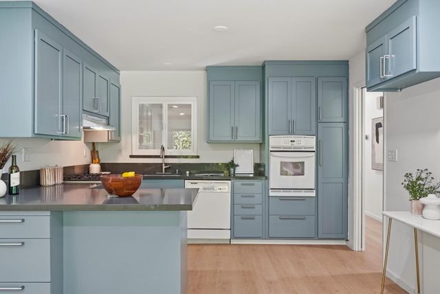 997 Ilima Way, Palo Alto, CA 94306