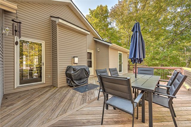 14 Hessle Circle, Bella Vista, AR 72714