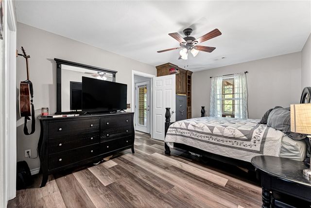 14 Hessle Circle, Bella Vista, AR 72714