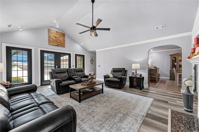 14 Hessle Circle, Bella Vista, AR 72714