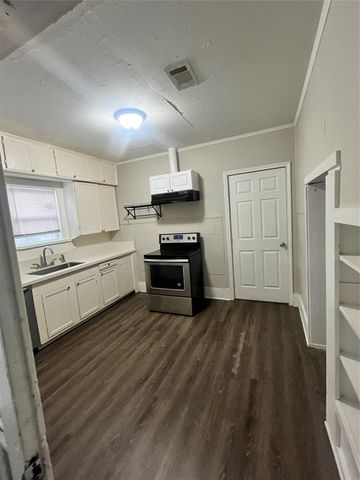 1401 Edison Street, Baytown, TX 77520