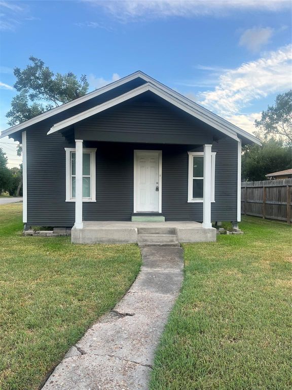 1401 Edison Street, Baytown, TX 77520