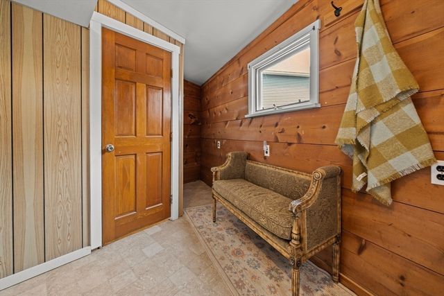 27 Park St, Woburn, MA 01801