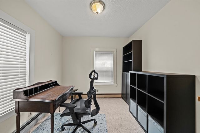 27 Park St, Woburn, MA 01801