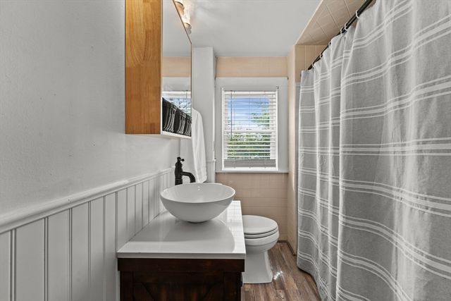 27 Park St, Woburn, MA 01801