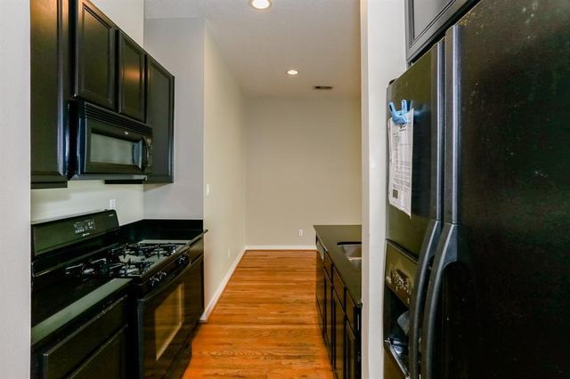 4030 Center Street, Houston, TX 77007