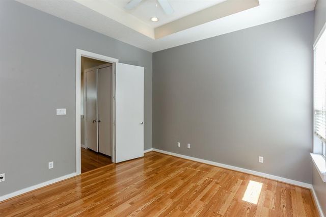 4030 Center Street, Houston, TX 77007