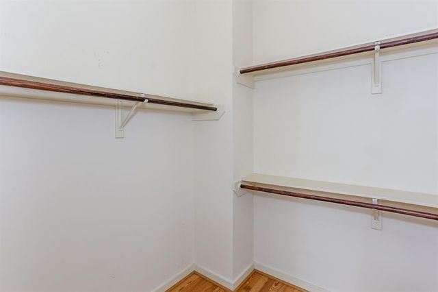 4030 Center Street, Houston, TX 77007